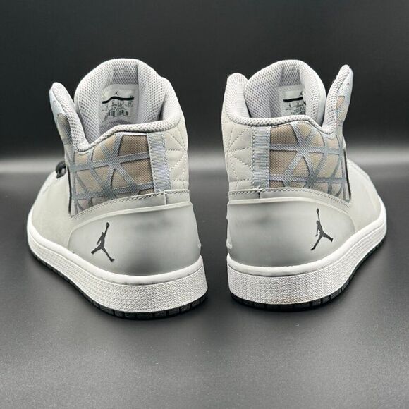 Air Jordan 1 Flight 3 Retro Wolf Grey (2014) - Picture 1 of 9